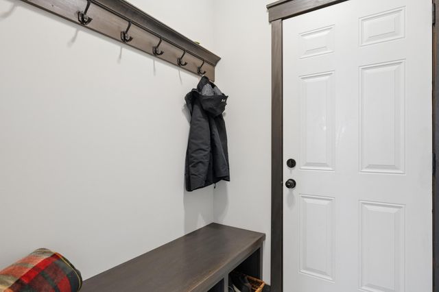 6056 W 137th Street, Savage, MN 55378