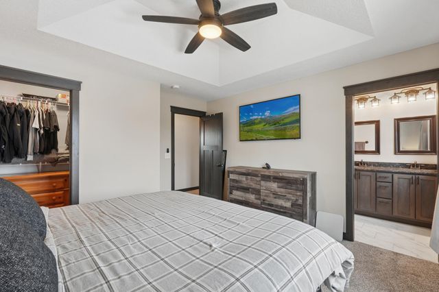 6056 W 137th Street, Savage, MN 55378