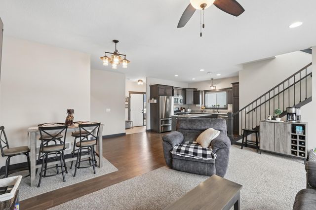 6056 W 137th Street, Savage, MN 55378