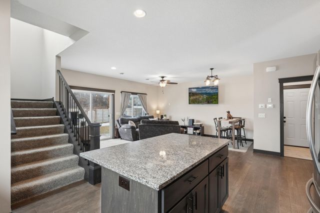 6056 W 137th Street, Savage, MN 55378