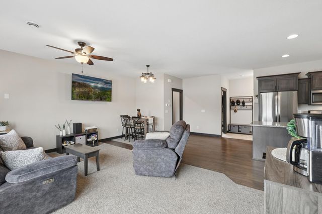 6056 W 137th Street, Savage, MN 55378