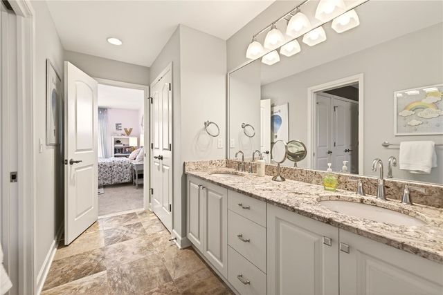 22 Greythorne Hill, Pittsford, NY 14534