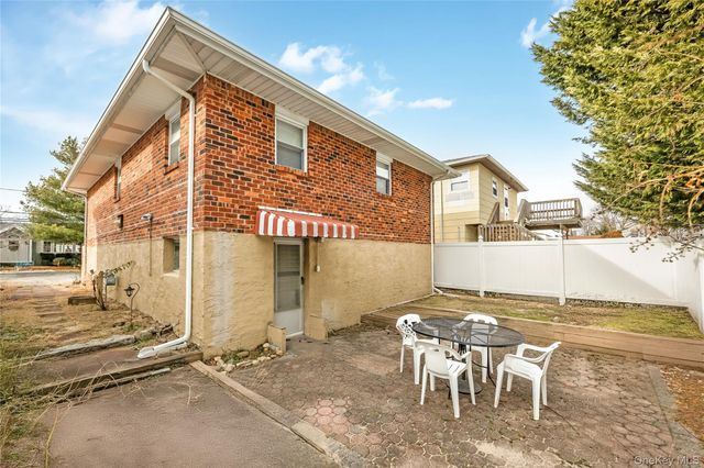 45 Sound Beach Avenue, Bayville, NY 11709