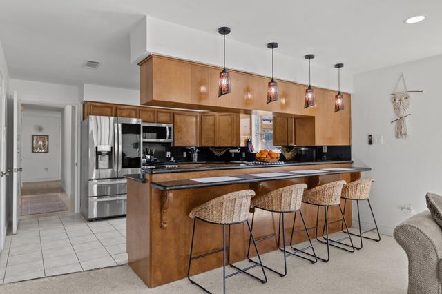 654 N Flamingo Drive, Seabrook, TX 77586