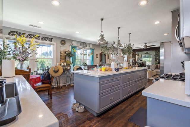 31946 Rd 168, Visalia, CA 93291