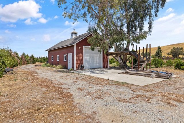 31946 Rd 168, Visalia, CA 93291