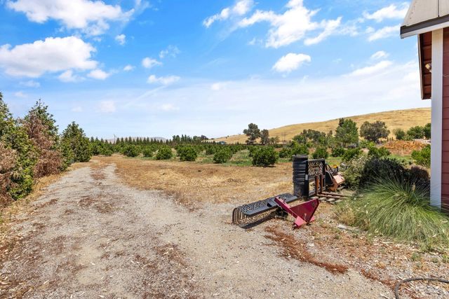 31946 Rd 168, Visalia, CA 93291