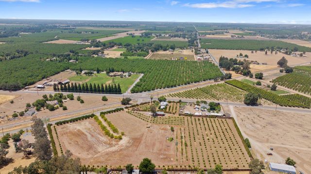 31946 Rd 168, Visalia, CA 93291