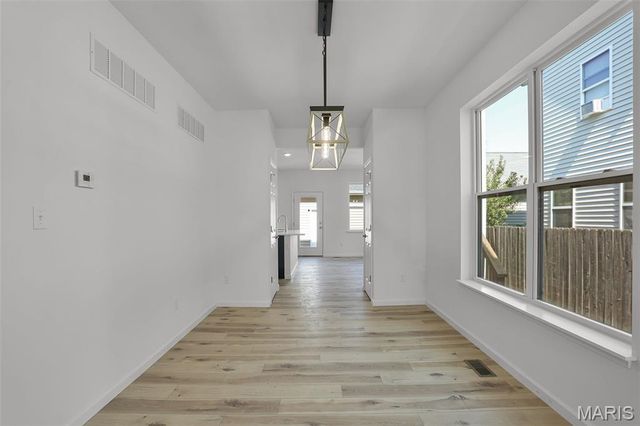 7119 Trainor Place, St Louis, MO 63116