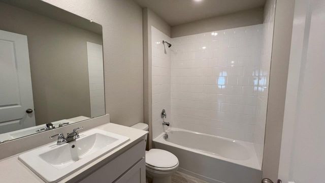8213 BELTMILL Parkway, Fort Worth, TX 76131