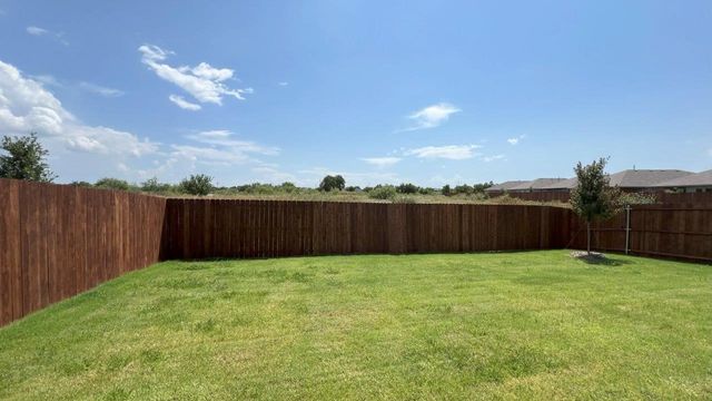 8213 BELTMILL Parkway, Fort Worth, TX 76131