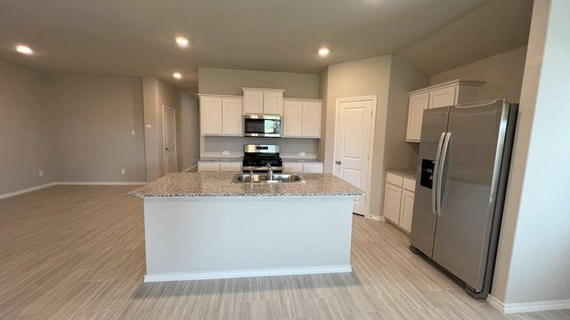 8213 BELTMILL Parkway, Fort Worth, TX 76131