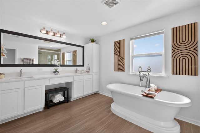 812 SW 11TH COURT, Cape Coral, FL 33991