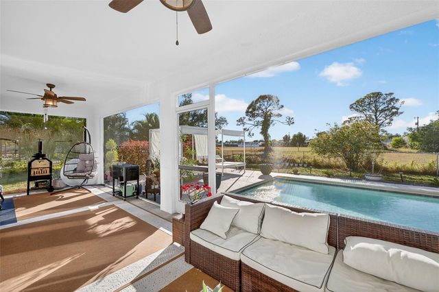 812 SW 11TH COURT, Cape Coral, FL 33991