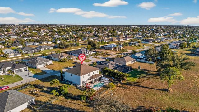 812 SW 11TH COURT, Cape Coral, FL 33991