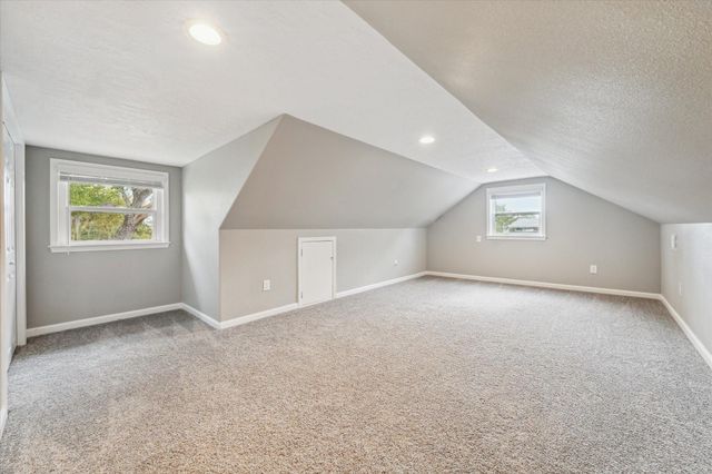 205 W Bayou Drive, Dickinson, TX 77539