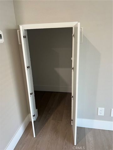 1030 Mission Drive D, Costa Mesa, CA 92626