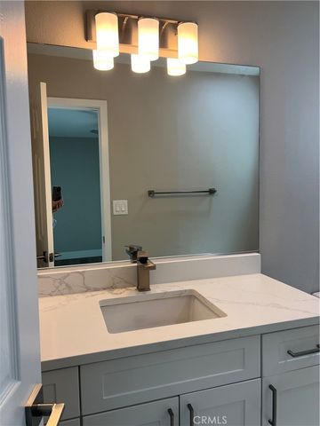 1030 Mission Drive D, Costa Mesa, CA 92626