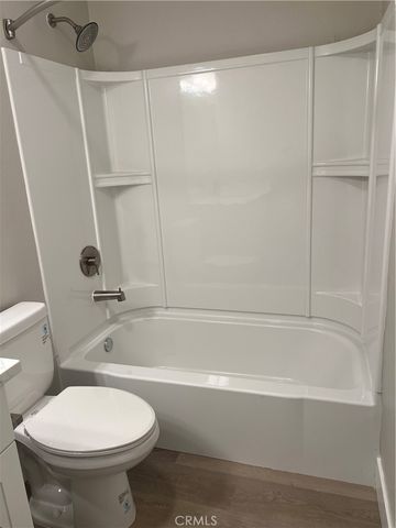 1030 Mission Drive D, Costa Mesa, CA 92626