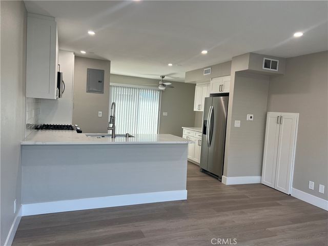 1030 Mission Drive D, Costa Mesa, CA 92626