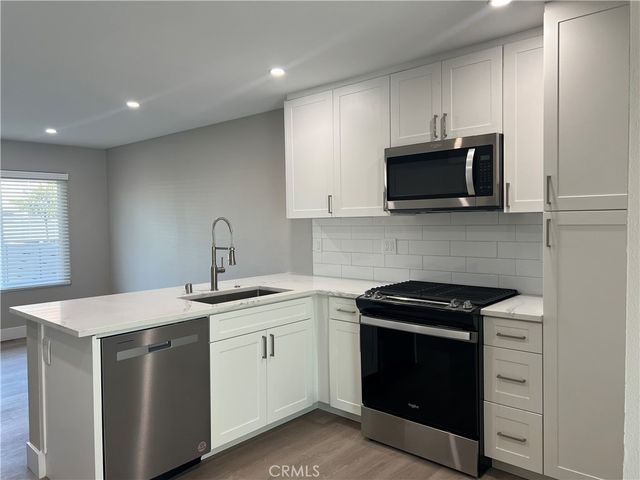 1030 Mission Drive D, Costa Mesa, CA 92626
