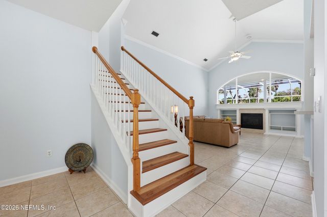 821 BONAIRE Circle, Jacksonville Beach, FL 32250