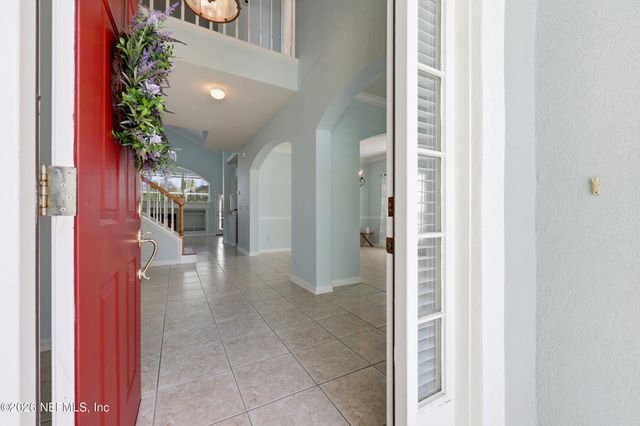 821 BONAIRE Circle, Jacksonville Beach, FL 32250