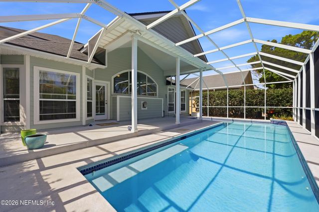 821 BONAIRE Circle, Jacksonville Beach, FL 32250