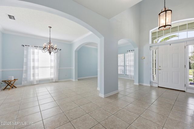 821 BONAIRE Circle, Jacksonville Beach, FL 32250