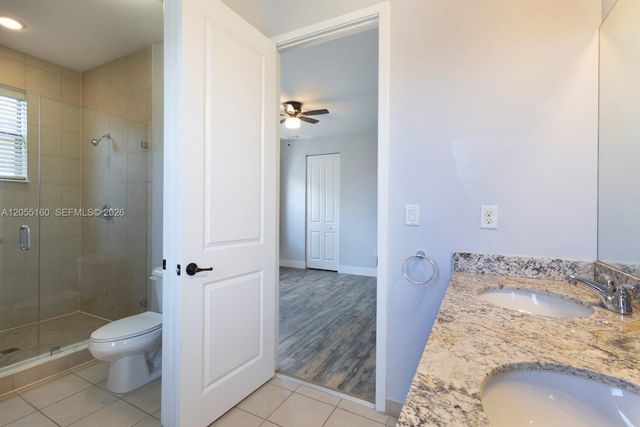 3565 W 97th St, Hialeah, FL 33018