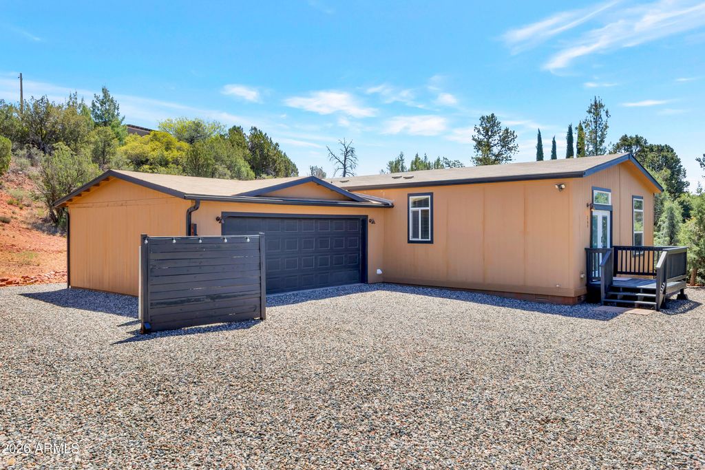 Image 24 of property listing at 260 HOHOKAM Drive, Sedona, AZ 86336
