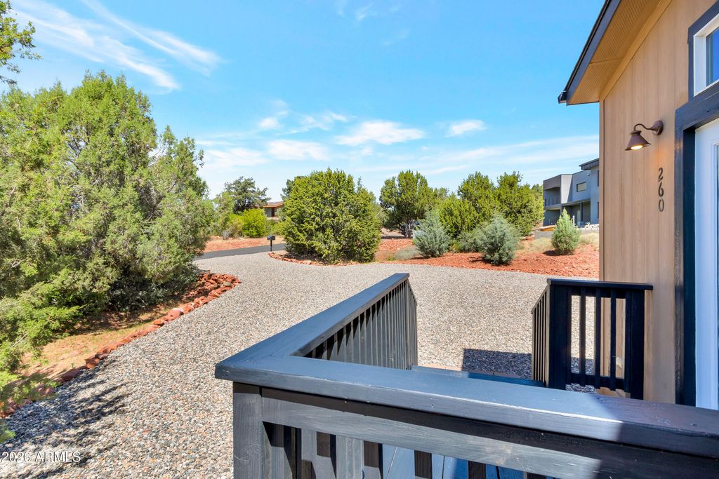 Image 26 of property listing at 260 HOHOKAM Drive, Sedona, AZ 86336