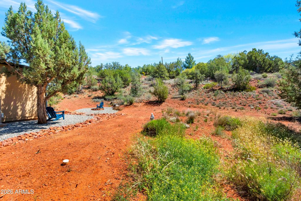 Image 29 of property listing at 260 HOHOKAM Drive, Sedona, AZ 86336