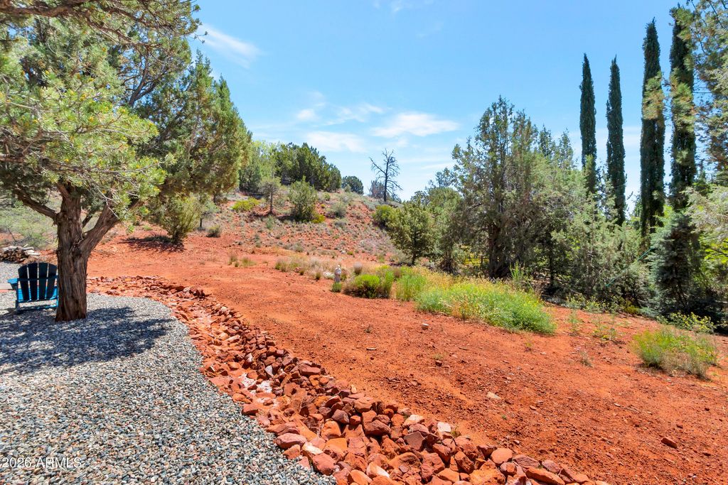 Image 30 of property listing at 260 HOHOKAM Drive, Sedona, AZ 86336
