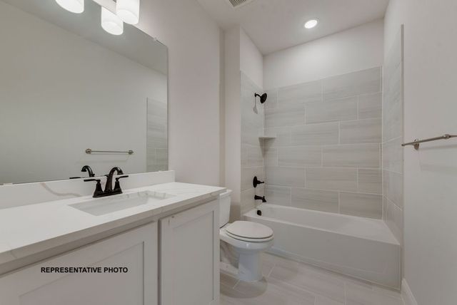 1032 Monaco Court, Springtown, TX 76082