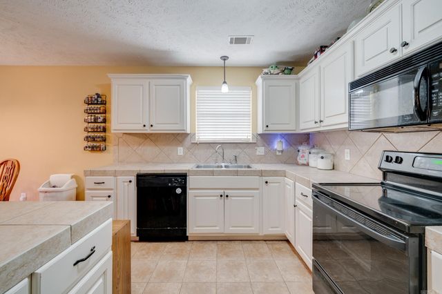 2845 Makenzie Drive, Conway, AR 72034