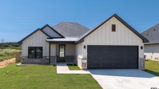 207 Sides Blvd, Bullard, TX 75757