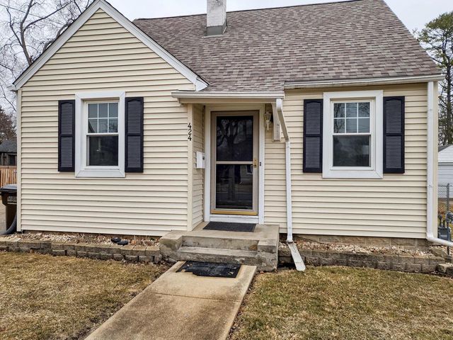 424 Robert STREET, Fort Atkinson, WI 53538