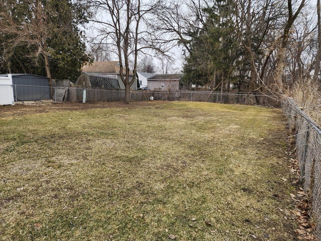 424 Robert STREET, Fort Atkinson, WI 53538