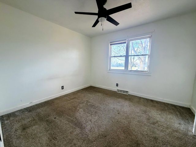 208 Northview Circle W, Fair Grove, MO 65648