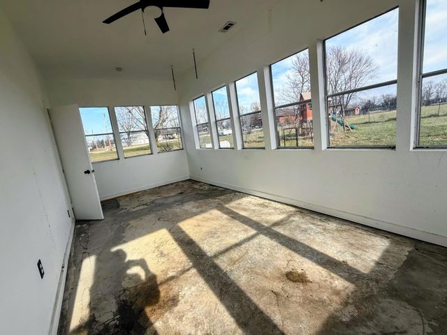 208 Northview Circle W, Fair Grove, MO 65648