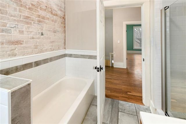 415 Elm Street, Leavenworth, KS 66048