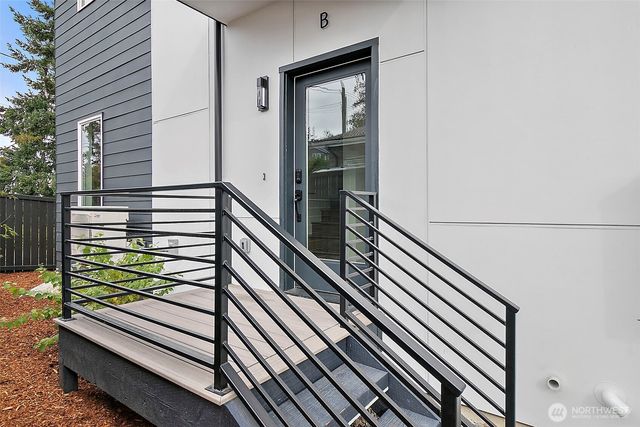 12201 Des Moines Memorial Drive S #B, Burien, WA 98168