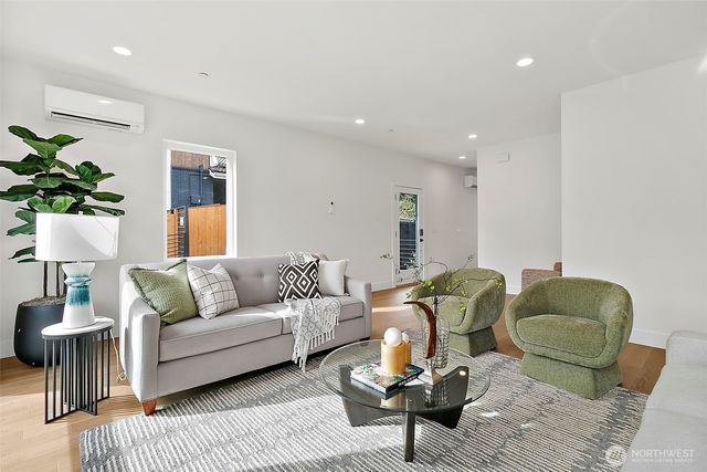 12201 Des Moines Memorial Drive S #B, Burien, WA 98168
