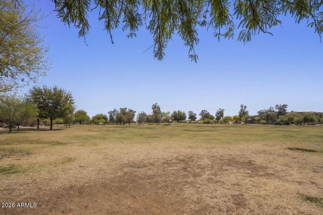 6530 E MONTREAL Place, Scottsdale, AZ 85254