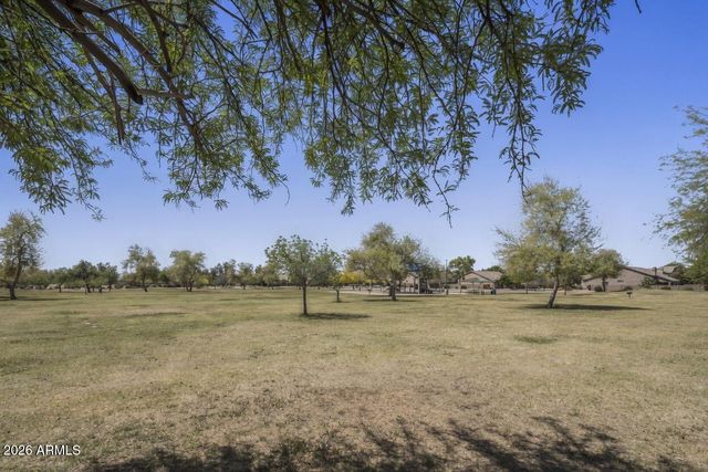 6530 E MONTREAL Place, Scottsdale, AZ 85254