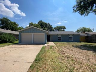 3519 Winslow Drive, Arlington, TX 76015