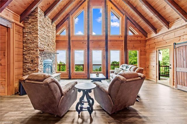 1220 Sierra Trace Road, Denton, NC 27239