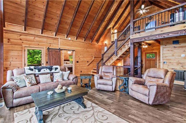 1220 Sierra Trace Road, Denton, NC 27239