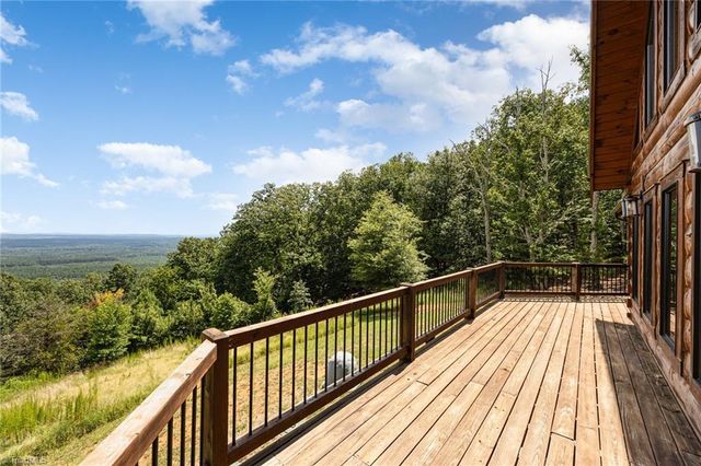 1220 Sierra Trace Road, Denton, NC 27239